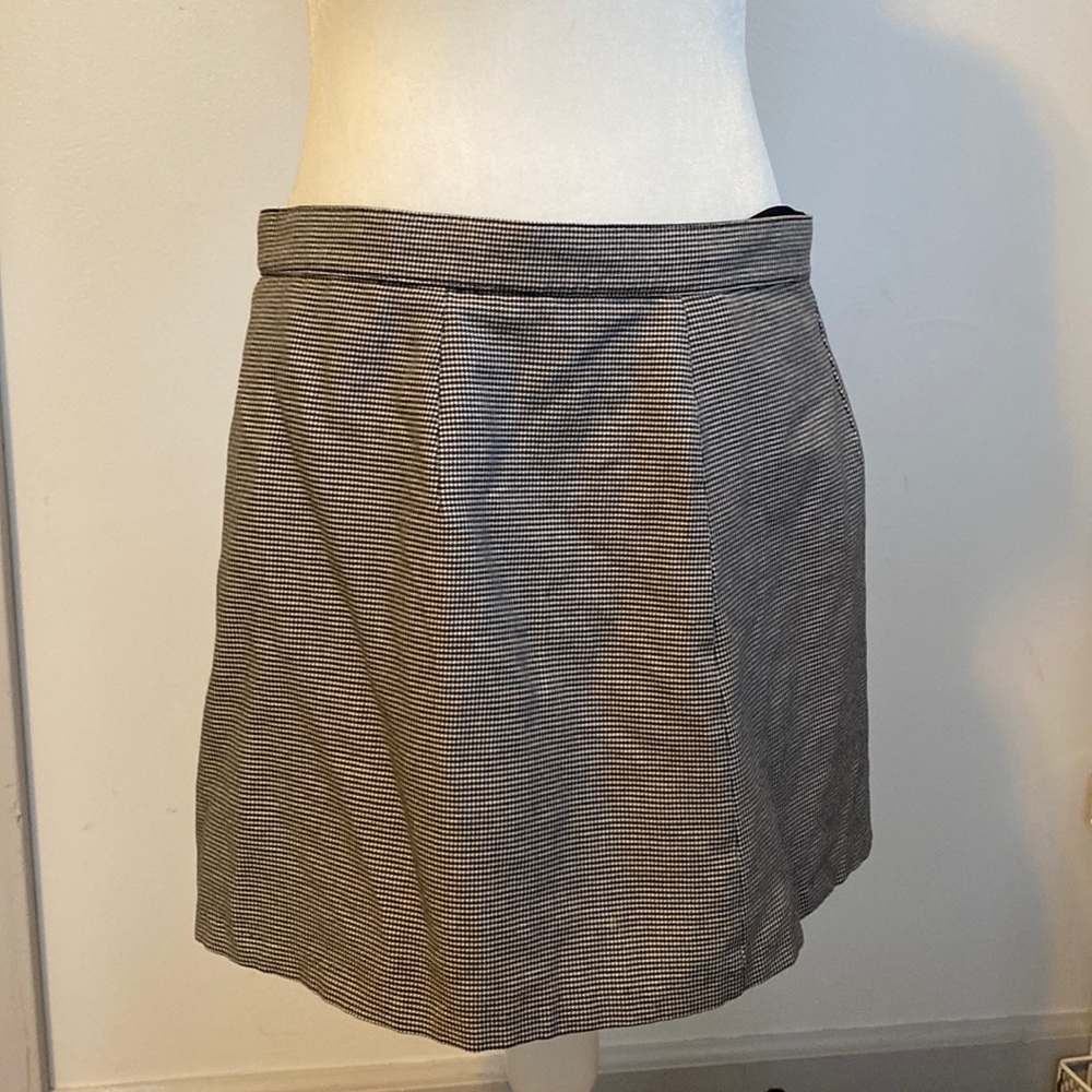 Forever 21 ladies skirt 🧡